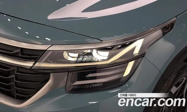 Kia Seltos — Фото автомобиля 7
