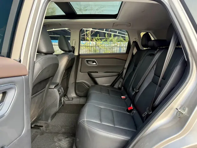Nissan X-Trail — Фото автомобиля 16