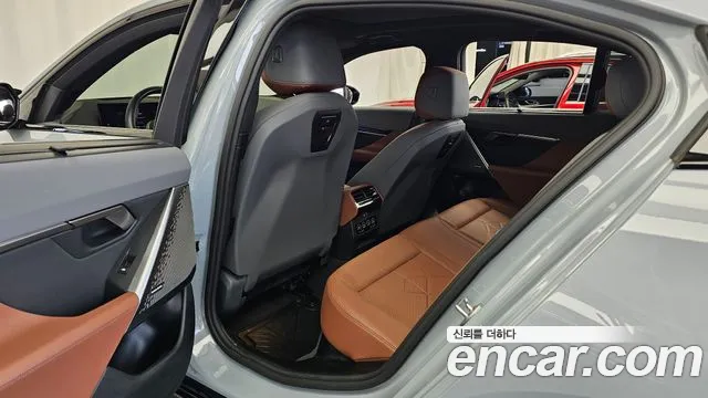 BMW 5 Series G60 — Фото автомобиля 12