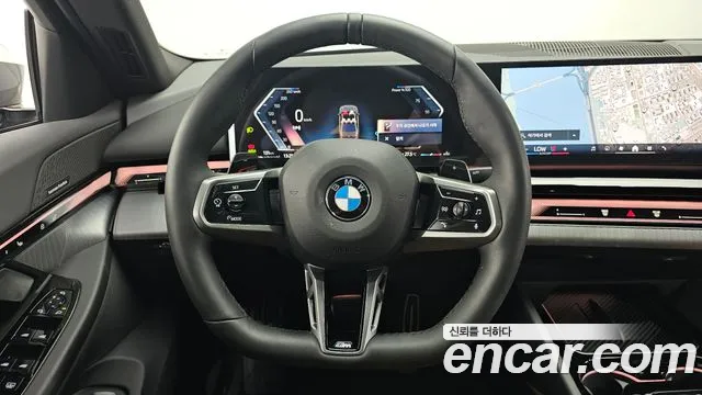 BMW 5-Series 5 серия (G60) 530i xDrive M Sport — Фото автомобиля 12