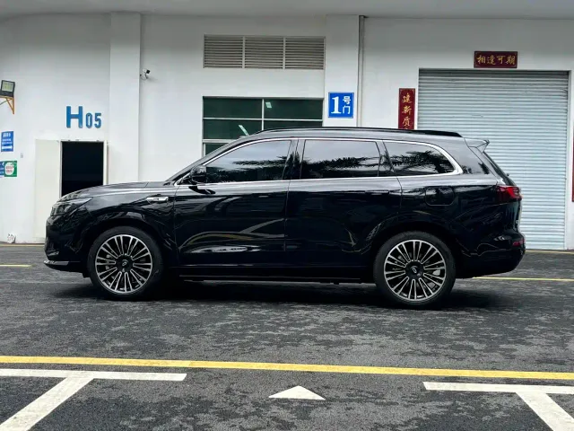 Aito M7 — Фото автомобиля 17