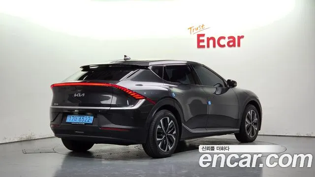 Kia EV6 — Фото автомобиля 2