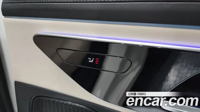 Mercedes-Benz E-Class — Фото автомобиля 18
