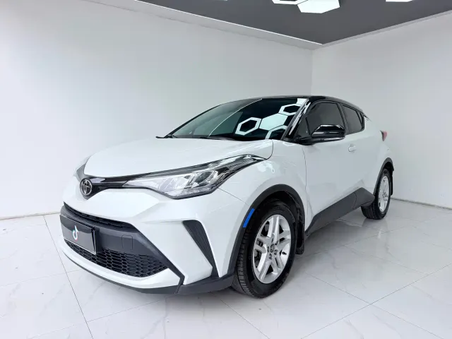 Фотография автомобиля — Toyota C-HR