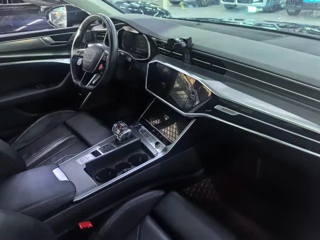 Audi A7 — Фото автомобиля 4