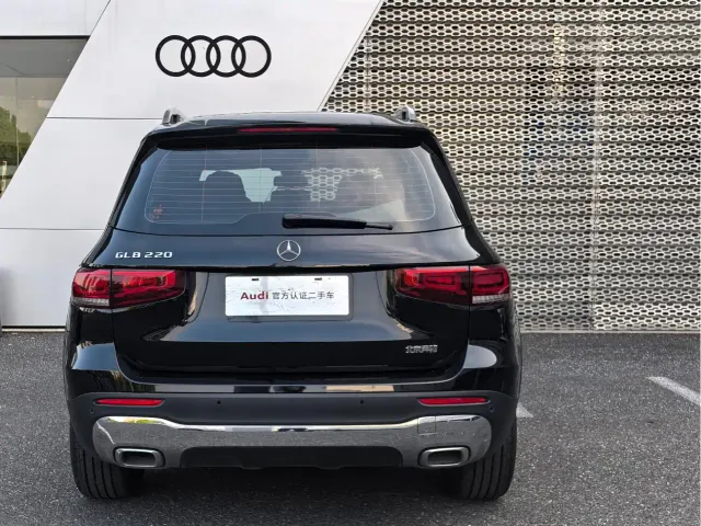 Mercedes-Benz GLB-Class — Фото автомобиля 5