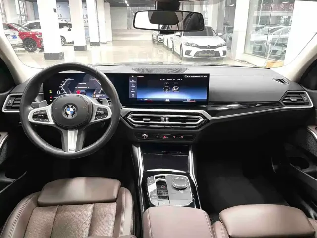 BMW 3 Series — Фото автомобиля 9
