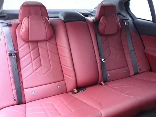 BMW 5 Series — Фото автомобиля 23
