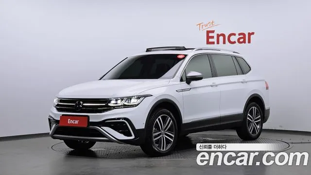 Фотография автомобиля — Volkswagen Tiguan