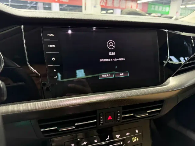 Volkswagen Passat — Фото автомобиля 16