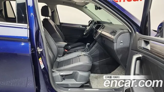 Volkswagen Tiguan — Фото автомобиля 16