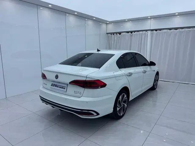 Volkswagen Bora — Фото автомобиля 6