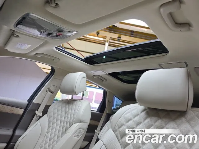 Genesis GV80 — Фото автомобиля 23