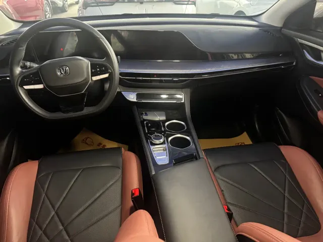 Changan Eado — Фото автомобиля 5
