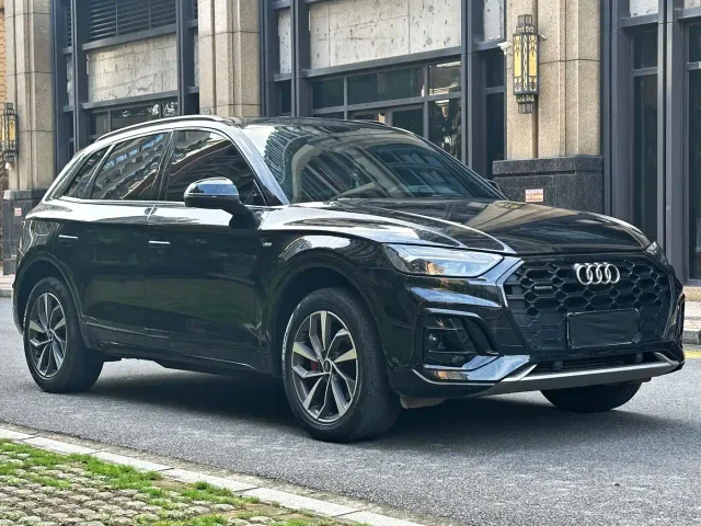Audi Q5L — Фото автомобиля 5