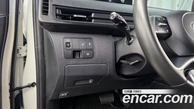 Hyundai Staria — Фото автомобиля 16
