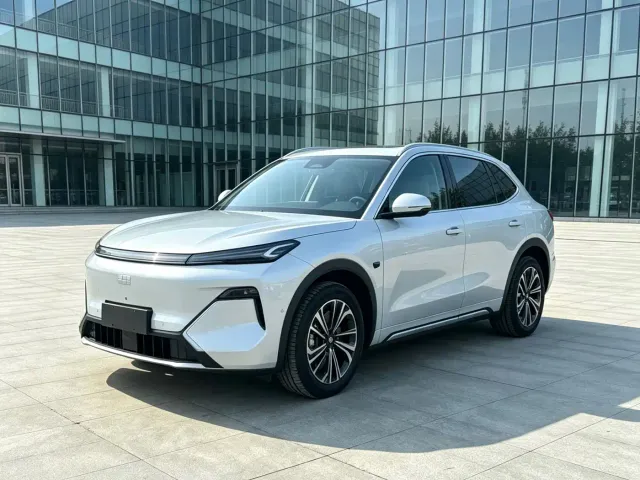Geely Galaxy Starship 7 EM-i — Фото автомобиля 2