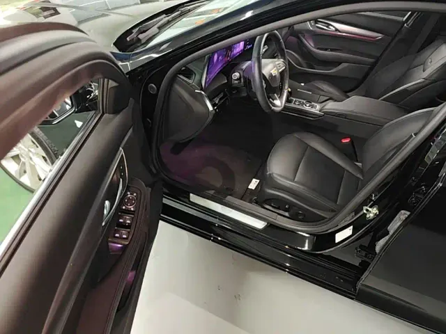 Cadillac CT5 — Фото автомобиля 15