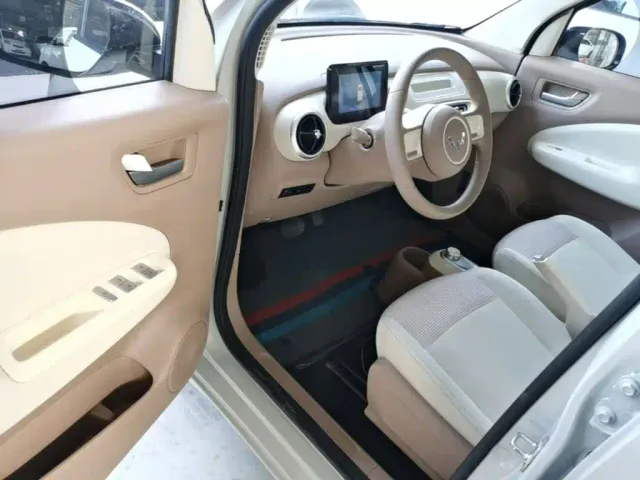 Wuling Hongguang Mini EV — Фото автомобиля 15