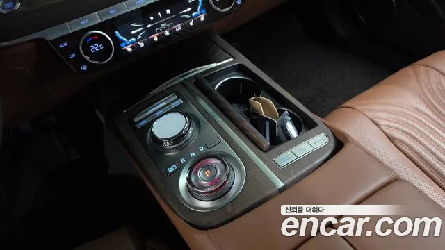 Genesis G80 Бензин 2.5 турбо AWD — Фото автомобиля 9