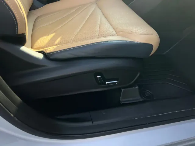Geely Boyue L — Фото автомобиля 18