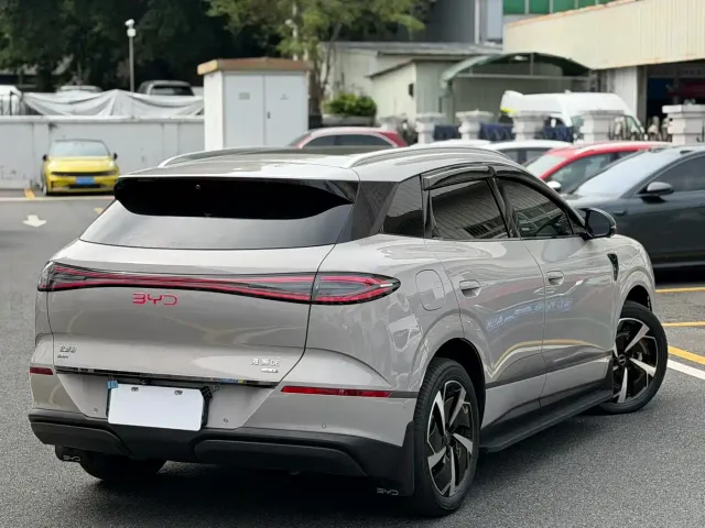 BYD Sealion 06 — Фото автомобиля 9