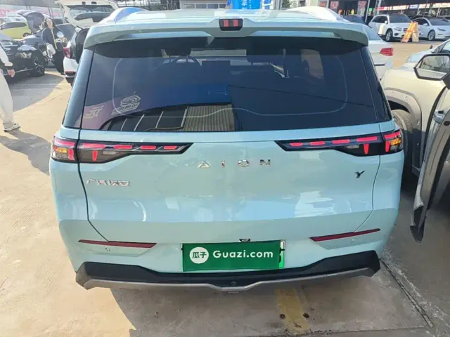 GAC Aion Y — Фото автомобиля 5