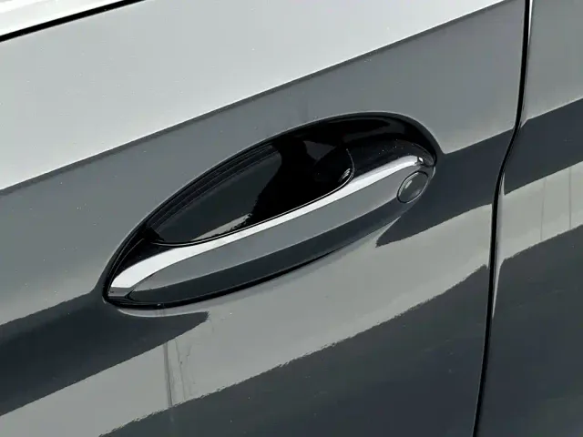 BMW 5 Series — Фото автомобиля 14