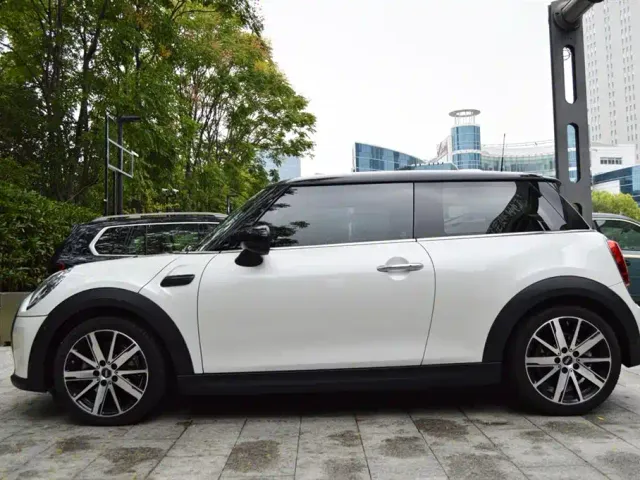 MINI Hatch — Фото автомобиля 4