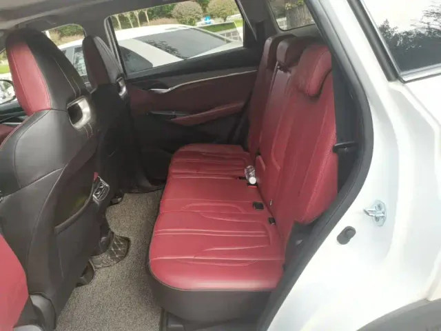 Changan CS75 Plus — Фото автомобиля 16