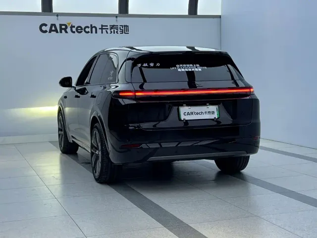 Li Auto L7 — Фото автомобиля 3
