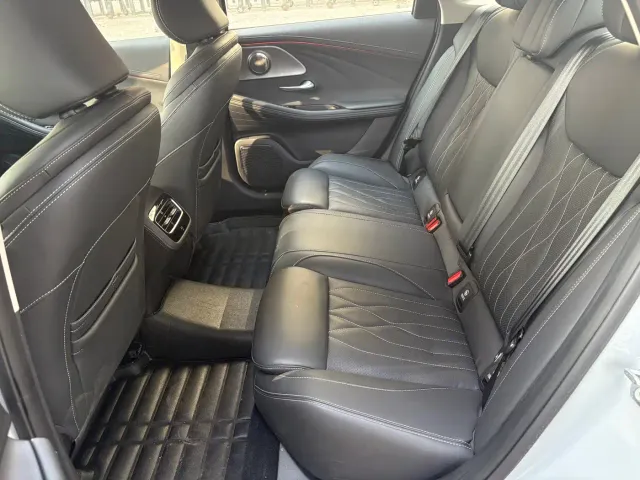 Chery Arrizo 8 — Фото автомобиля 11