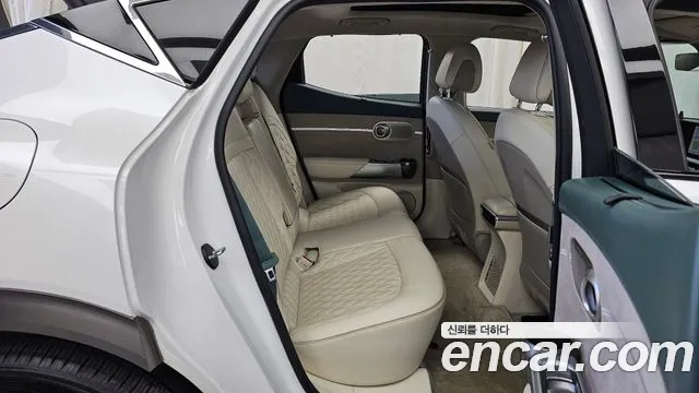 Genesis GV60 — Фото автомобиля 12