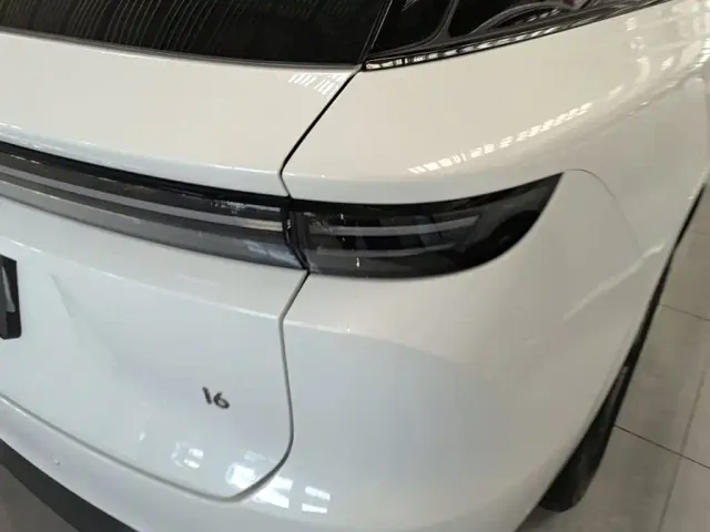 Li Auto i6 — Фото автомобиля 7
