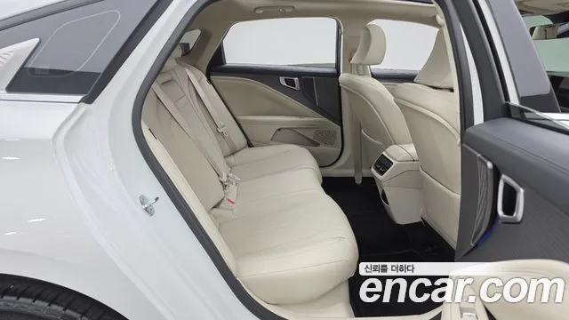 Kia K8 (New) Hybrid — Фото автомобиля 12