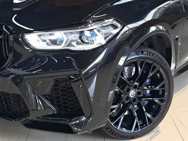 BMW X5 M — Фото автомобиля 9