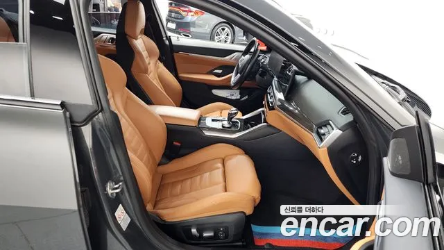 BMW i4 — Фото автомобиля 11