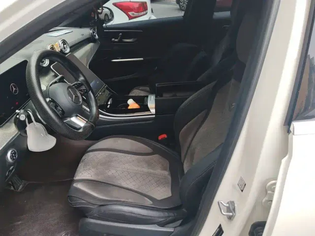 Mercedes-Benz C-Class — Фото автомобиля 16
