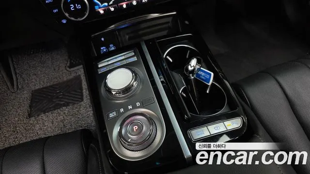 Genesis G80 RG3 — Фото автомобиля 12