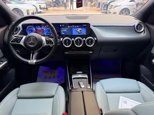 Mercedes-Benz EQA — Фото автомобиля 11