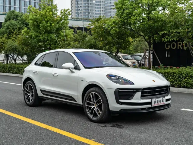 Porsche Macan — Фото автомобиля 5