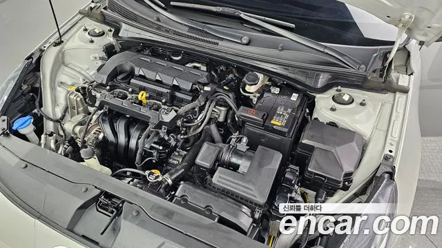 Hyundai Avante CN7 — Фото автомобиля 6