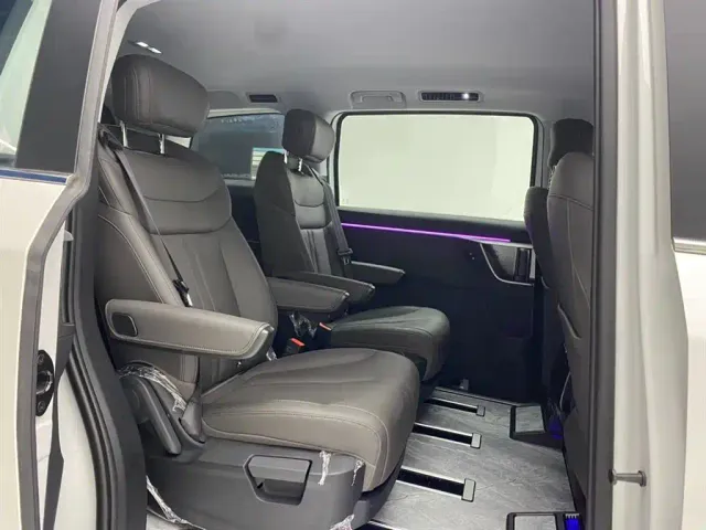 Maxus Dajia 7 — Фото автомобиля 24