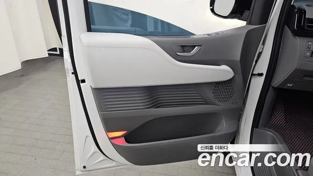 Hyundai Staria — Фото автомобиля 23
