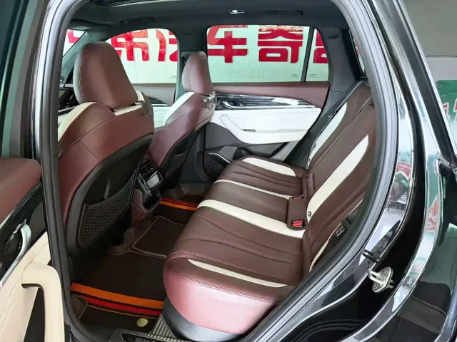 Geely Xingyue L — Фото автомобиля 8