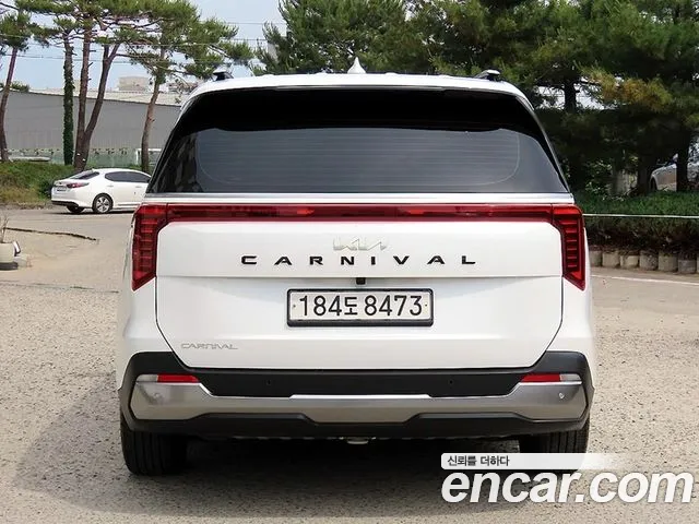 Kia Canival Новый Carnival 4 поколение Бензин 9 мест Noblesse — Фото автомобиля 4