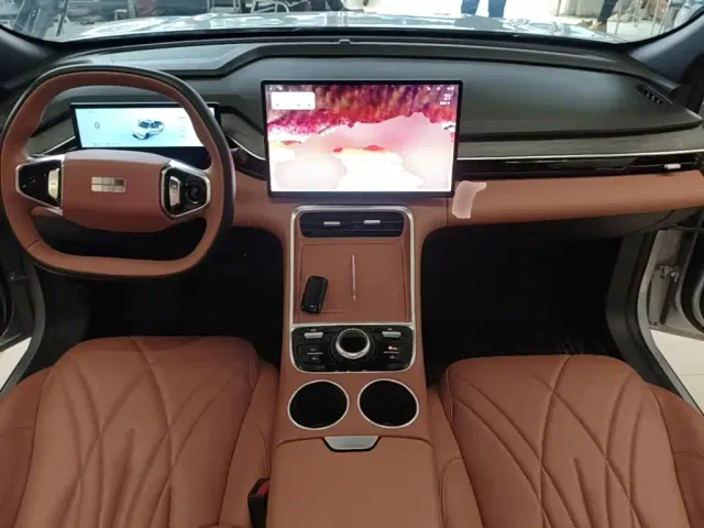Geely Galaxy L6 — Фото автомобиля 9
