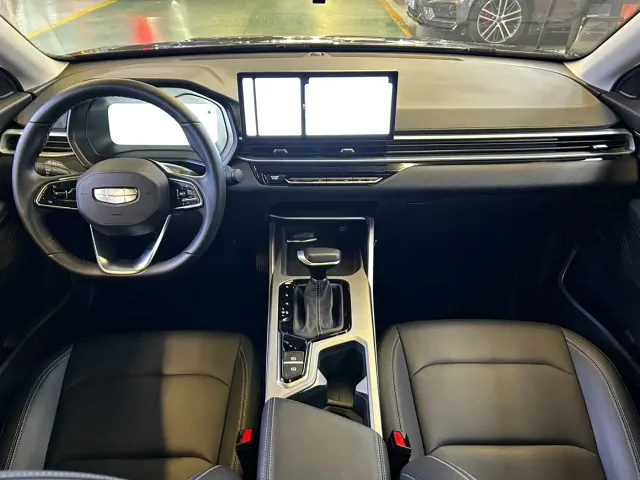 Geely Emgrand — Фото автомобиля 6