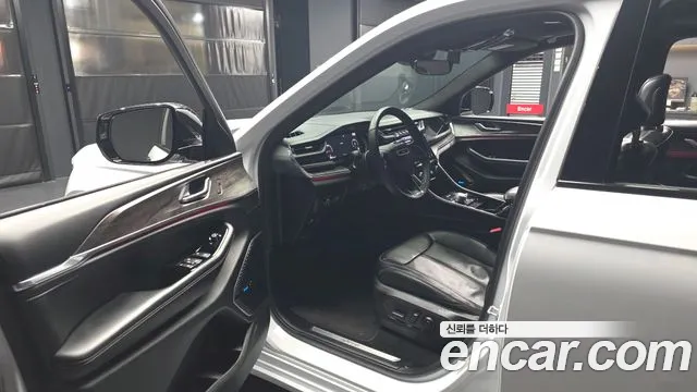 Jeep Cherokee Grand Cherokee(WL) L 3.6 Overland — Фото автомобиля 10