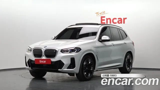 Фотография автомобиля — BMW iX3 G08 (2020–2024)